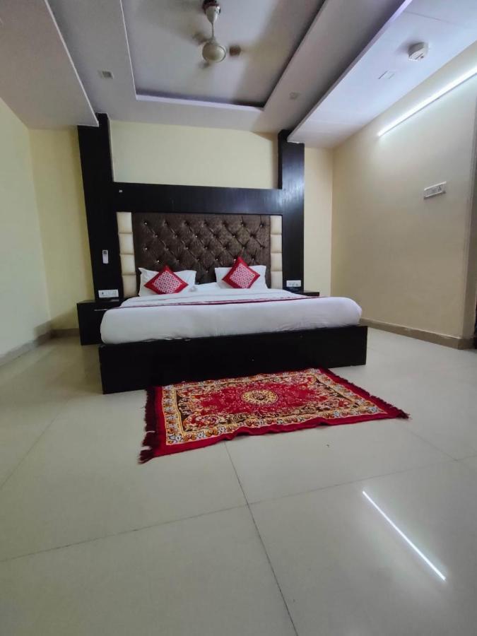 Hotel Star Palace - Near Karol Bagh Metro Delhi  Dış mekan fotoğraf