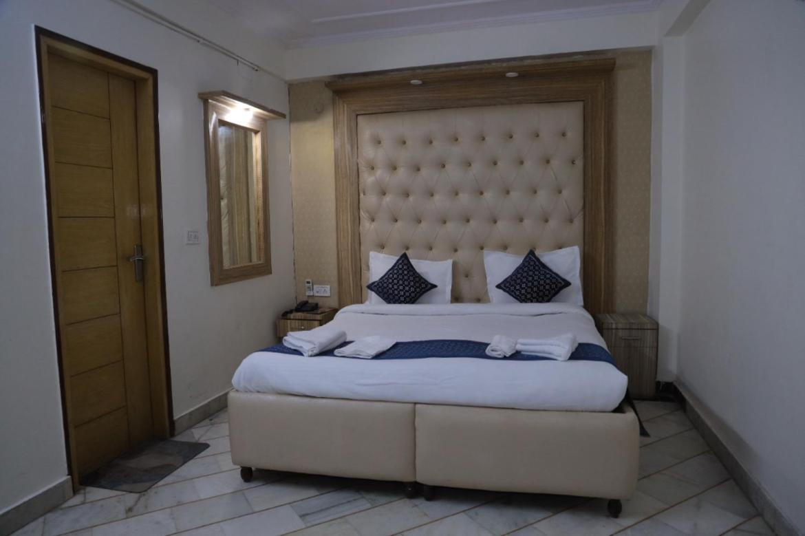 Hotel Star Palace - Near Karol Bagh Metro Delhi  Dış mekan fotoğraf